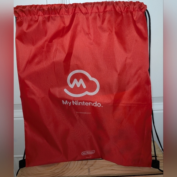 Super Mario Drawstring Bag My Nintendo Includes Stickers Pin Patches Brand New - Picture 6 of 6